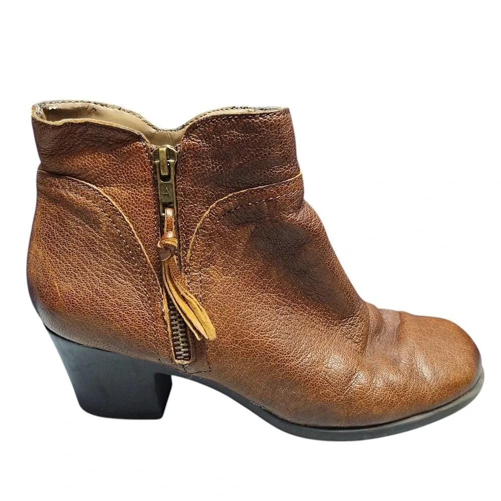 Acrobatic Ankle Boots Womens Sz‎ 7M Brown Leather Round Toe Block Heels Side Zip